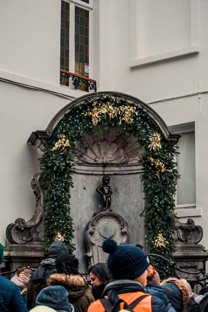 8 Hours in Brussels - Manneken Pis