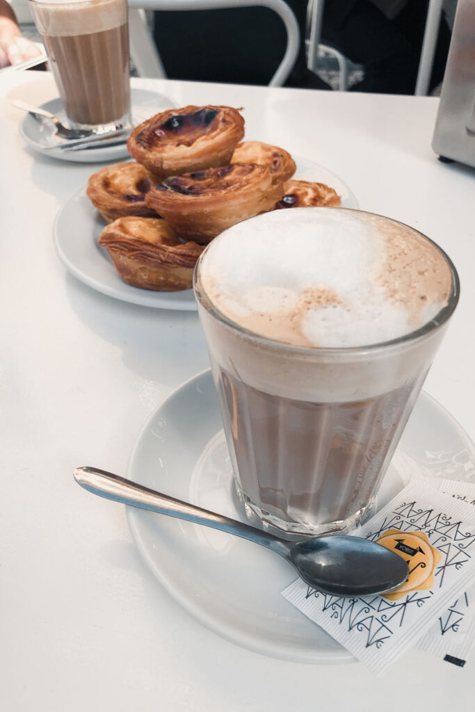 Coffee & Pastels de Nata