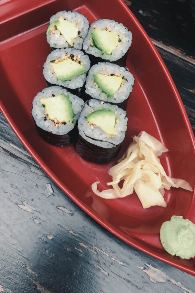Avocado Maki, Sushi by Kyodaina - Foodguide to Düsseldorf, La Vie En Marine