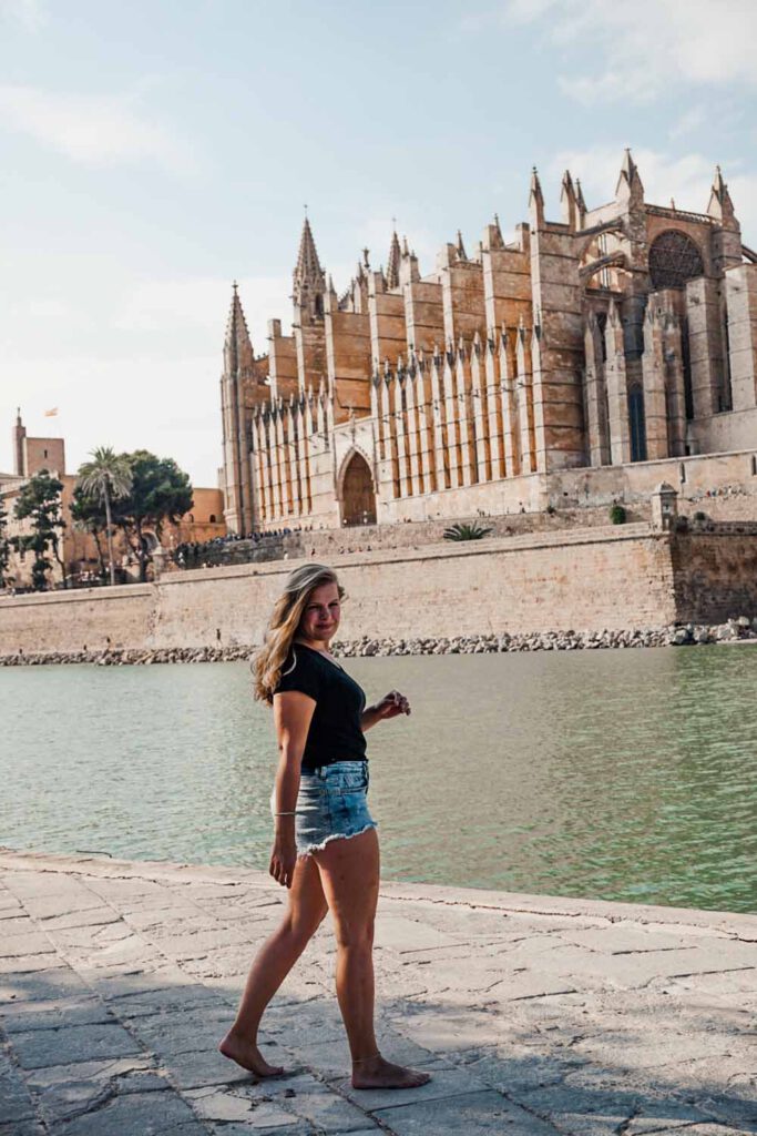 Beautiful cathedral of Palma De Mallorca - La Vie En Marine