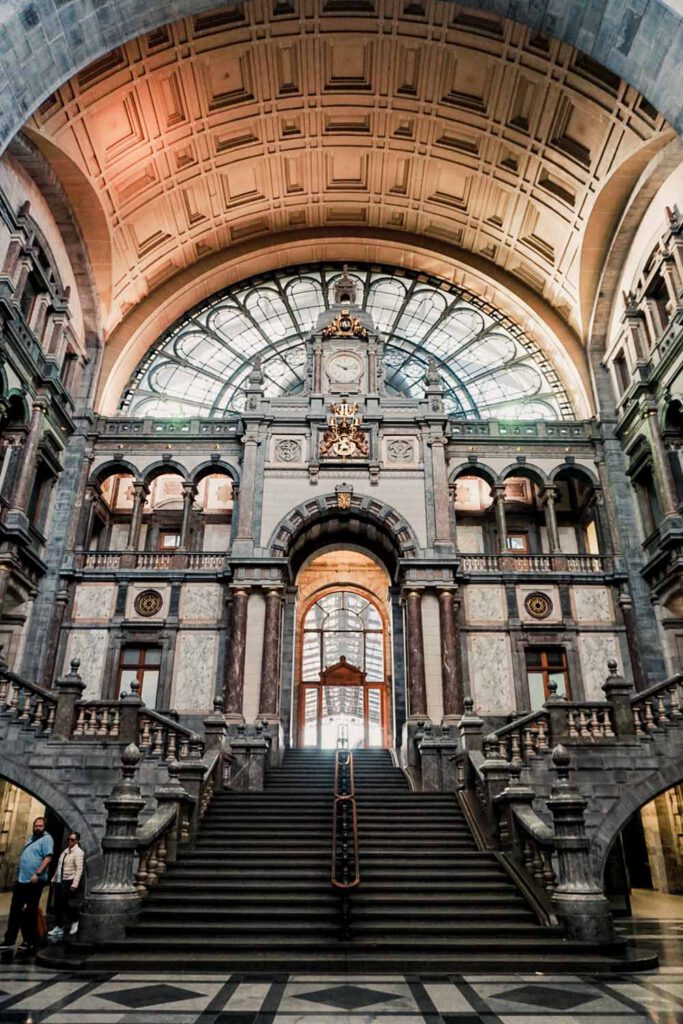 Guide to Antwerp - Antwerp Centraal
