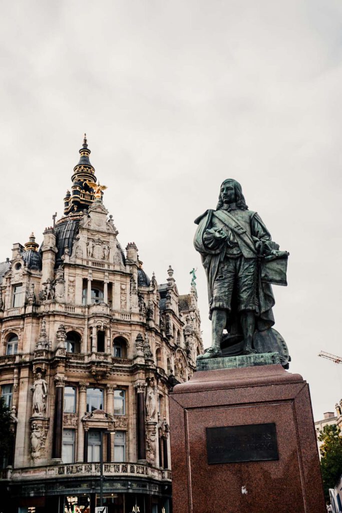 Guide to Antwerp - Walking Around in Antwerp