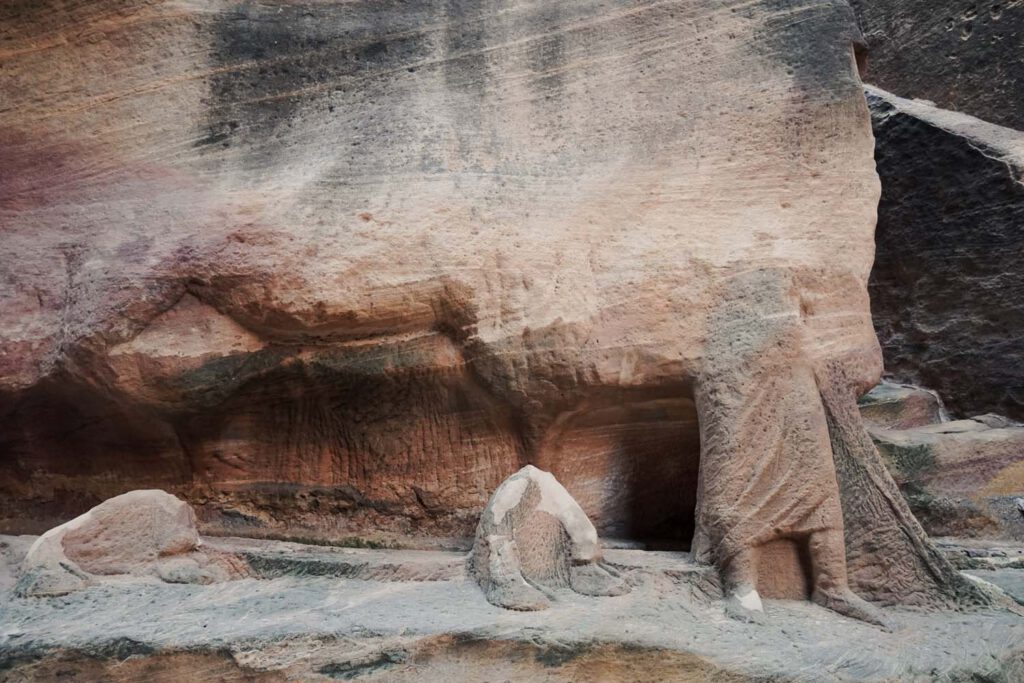 stone carvings in Petra