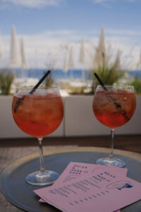4 Day Provence Itinerary - Aperol in Nice