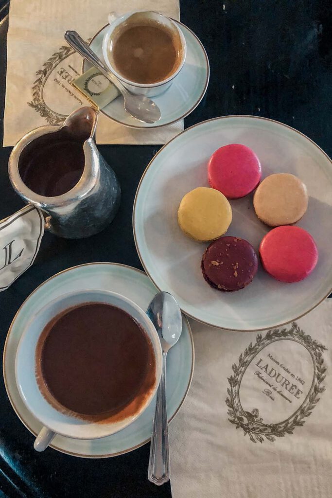 cafes in paris - laduree