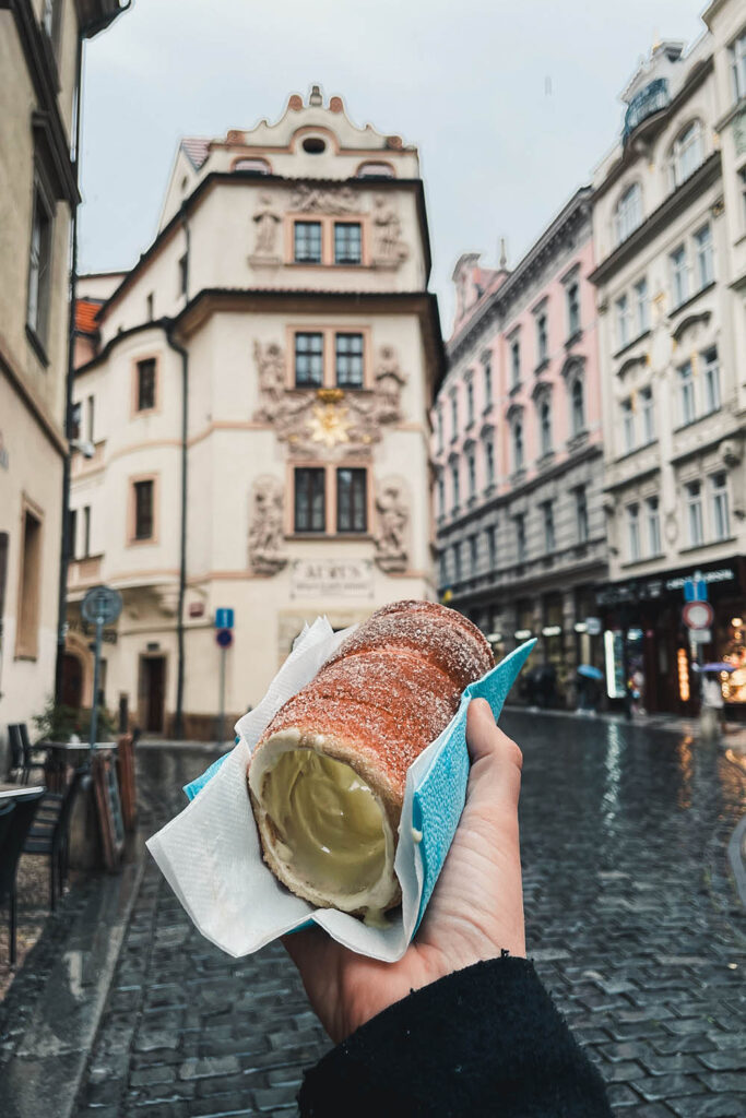 highlights of prague - chimney cake